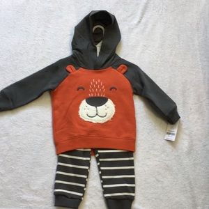 NWT Carter’s Fox sweatsuit (size 18 months)